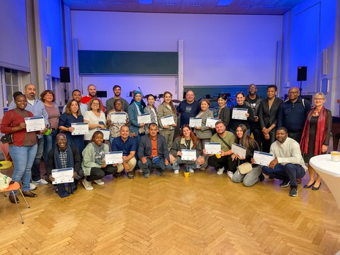 Gruppenbild der internationalen Teilnehmenden der Sparkles School.
