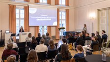 Aufnahme Reihen der Zuschauer im Festsaal