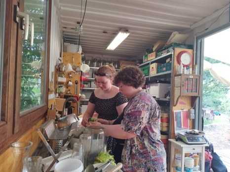 Cooking together in the Alte Gärtnerei