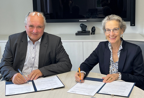 TUD Rector Prof. Ursula Staudinger and her counterpart Prof. Miroslav Brzezina from the TU Liberec
