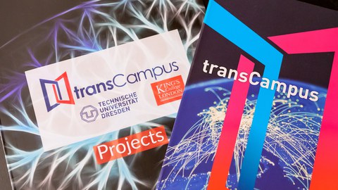 Titel der transCampus Broschüre