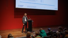 Impressionen von der Kinder-Uni mit Junior-Professor Mario Baumann