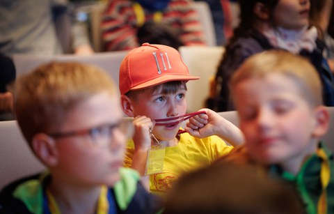 Impressionen von der Kinder-Uni mit Junior-Professor Mario Baumann