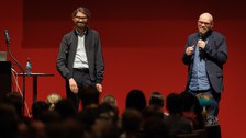 Impressionen von der Kinder-Uni mit Junior-Professor Mario Baumann