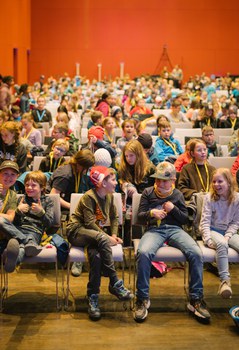 Impressionen von der Kinder-Uni mit Dr. Birgit Böhme
