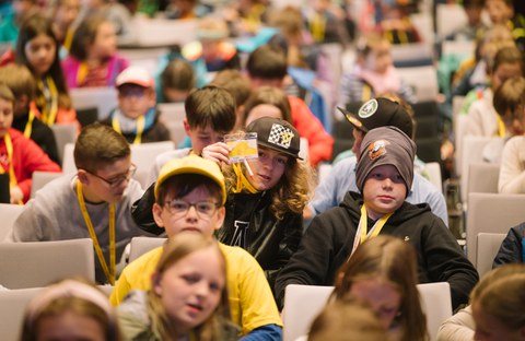 Impressionen von der Kinder-Uni mit Dr. Birgit Böhme