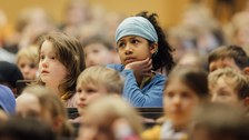 Impressionen von der Kinder-Uni mit Dr. Judith Konantz