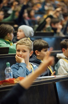 Impressionen von der Kinder-Uni mit Dr. Judith Konantz