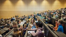 Impressionen von der Kinder-Uni mit Dr. Judith Konantz