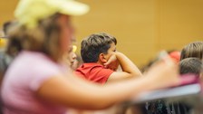 Impressionen von der Kinder-Uni mit Doktorand Dominik Koll