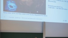 Impressionen von der Kinder-Uni mit Doktorand Dominik Koll