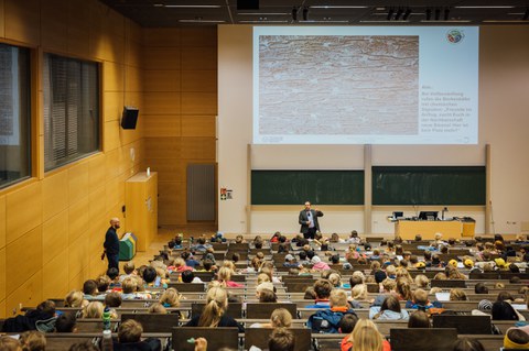 Ein Überblick in den Hörsaal.