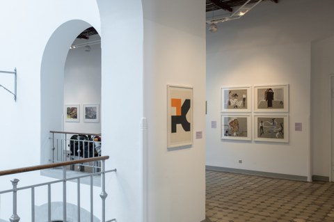Blick in die Ausstellung „System und Revision“ mit Werken von Friedrich Kracht und Christine Schlegel.  Foto: Michael Kretzschmar, TUD