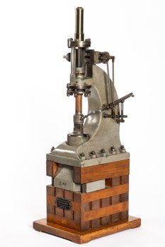 Modell Dampfhammer