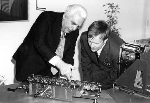Die Sammlung Historische Rechenmaschinen und der WB Mathematische Kybernetik und Rechentechnik