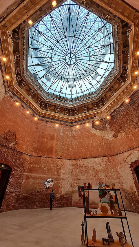 A view of the Oktogon hall at HfBK Dresden