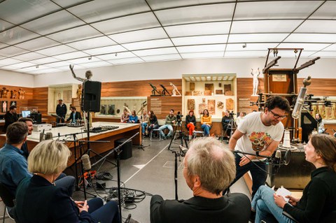 Medizinische Fakultät Dresden - You ask we explain - TU Dresden - April