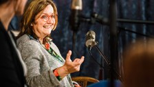 Referentin Ruth Hecker