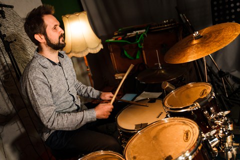Musikalische Unterstützung durch Patrick Neumann