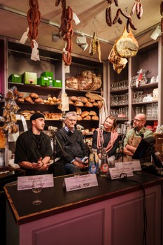 Medizinische Fakultät Dresden - You ask we explain - TU Dresden - Folge 14