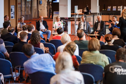 Medizinische Fakultät Dresden - You ask we explain - TU Dresden - Juli