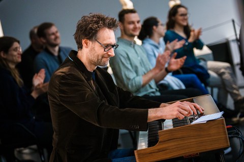 Medizinische Fakultät Dresden - You ask we explain - TU Dresden - März