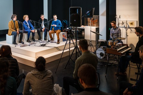 Medizinische Fakultät Dresden - You ask we explain - TU Dresden - März