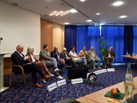 Podiumsdiskussion