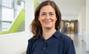 Dr. Alice Freiberg