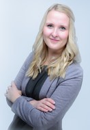 Frau Nancy Engel