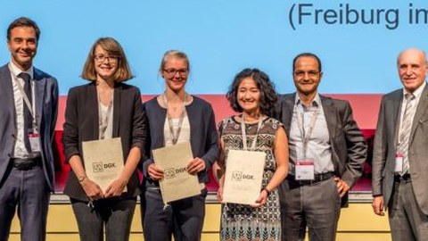 Jule bekommt Posterpreis