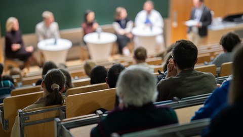 Podiumsdiskussion