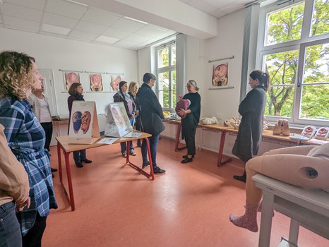 Schulung Zentrum für Hebammenwissenschaft
