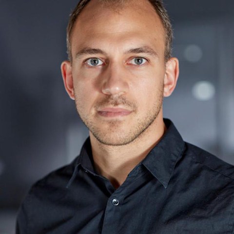 Prof Thon Seshold