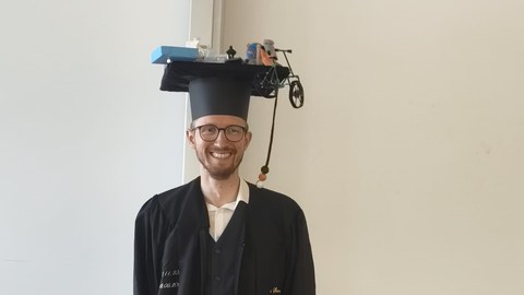 Martin Wittmann mit Doktorhut