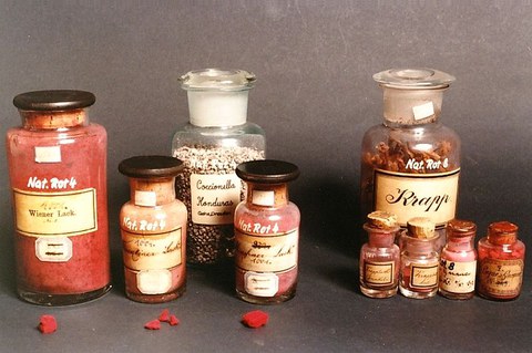 Naturfarbstoffe rot