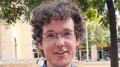 Porträtfoto von Dr. Philip Dittmann