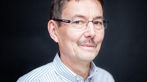A photo of Prof. Zoltán Sasvári