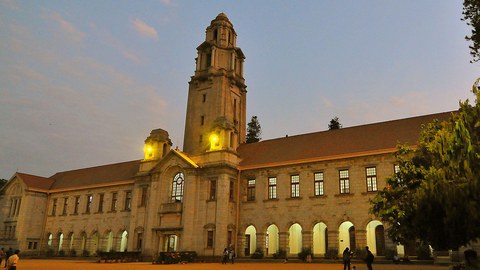 Hauptgebäude des Indian Institute of Science in Bangalore