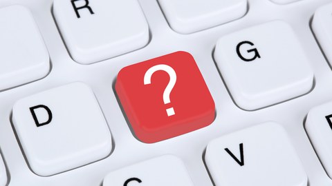 Graphische Darstellung einer Computertastatur, bei der der Buchstabe "F" durch ein Fragezeichen auf rotem Untergrund ersetzt ist.