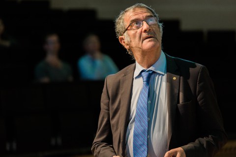 Prof. Serge Haroche beim Vortrag