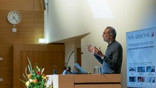 Nobelpreisträger Venkatraman (Venki) Ramakrishnan zu Gast an der TU Dresdeny