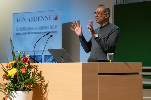 Nobelpreisträger Venkatraman (Venki) Ramakrishnan zu Gast an der TU Dresdeny