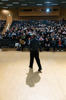 Nobelpreisträger Venkatraman (Venki) Ramakrishnan zu Gast an der TU Dresdeny
