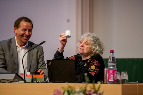 Ada Yonath im Audimax der TU Dresden