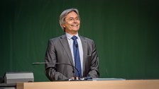Rektor im Audimax der TUD