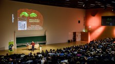 Nobelpreisträger Tom Südhof im Audimax der TUD