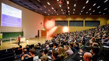 Nobelpreisträger Tom Südhof im Audimax der TUD