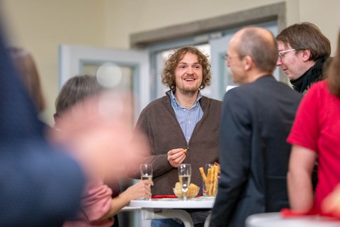 Dr. Benedikt Placke bei der Preisverleihung.