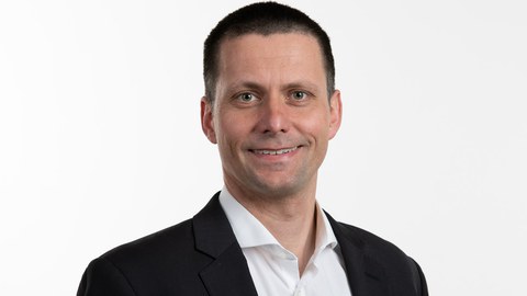 Porträtaufnahme Hans Kleemann.
